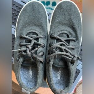 Allbirds women’s Gray Shoes